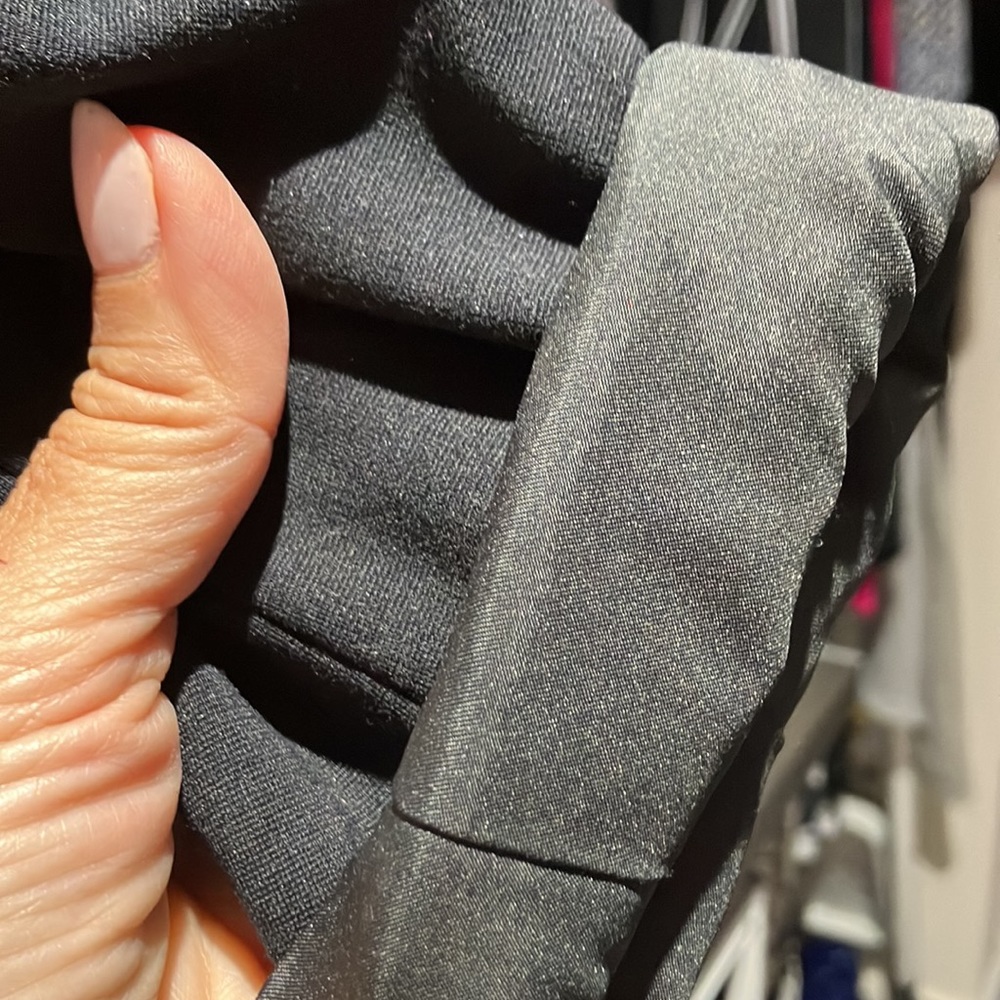 Blazer - Picture 5 of 5